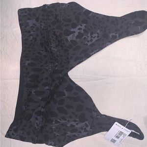 Lululemon Align V-Neck Bra C/D